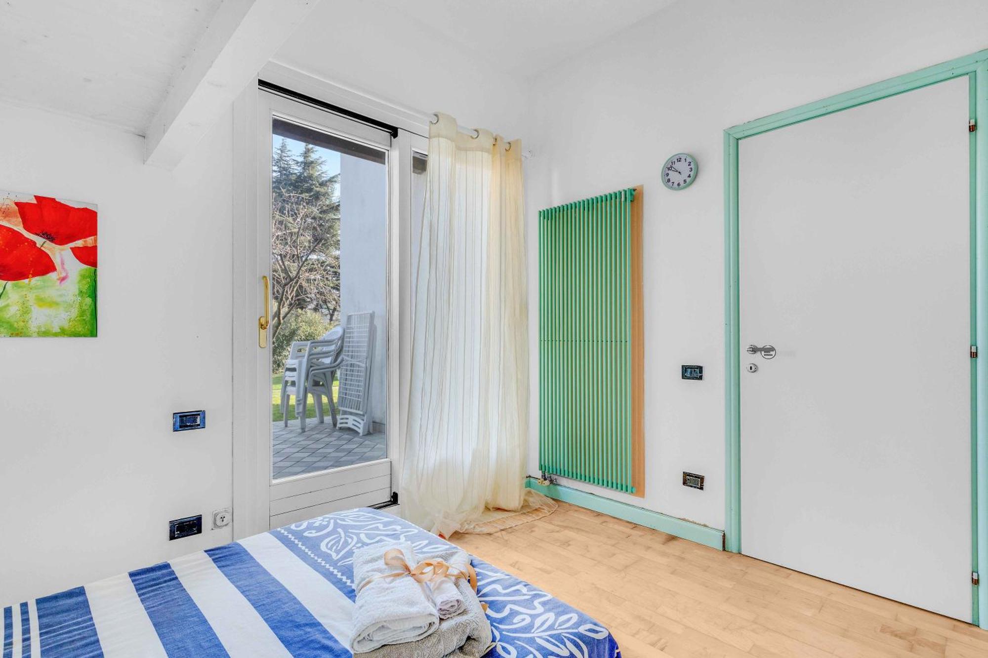 Ampia Dimora A Salo Con Parcheggio E Giardino Apartment Exterior photo